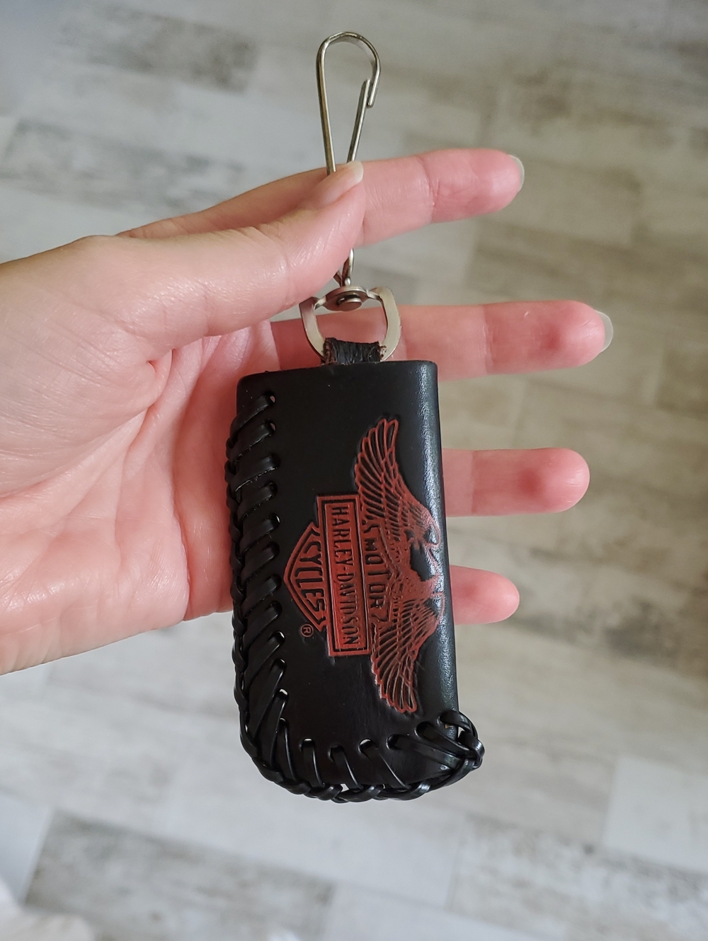Harley-Davidson Black Leather 90s Keychain with Embossed Logo Lighter Holder